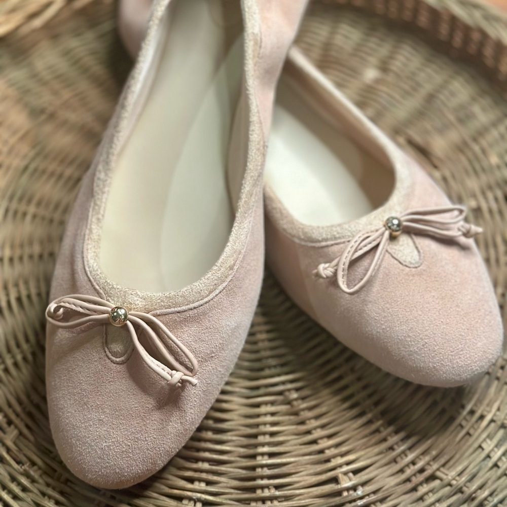 Cole Haan Keira Classic Ballet Slip On Bow Detail Blush Nude Suede Flats - Picture 2 of 10